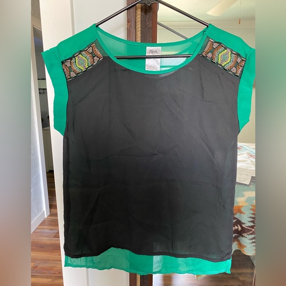 Wrangler Top - Picture 1 of 2